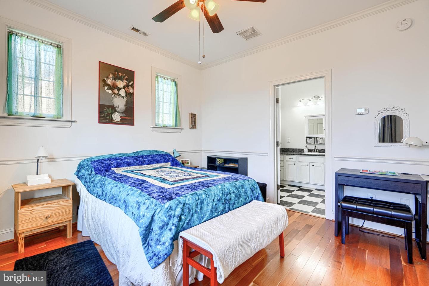 2215 South Road photo 37