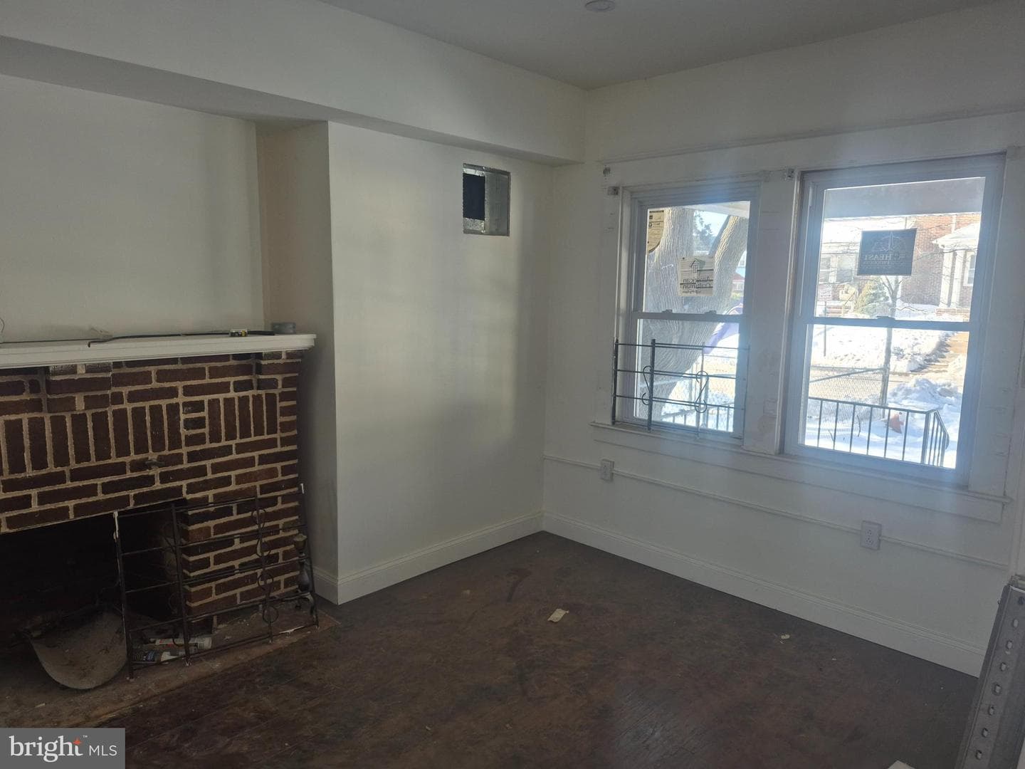 805 N Woodington Road photo 3