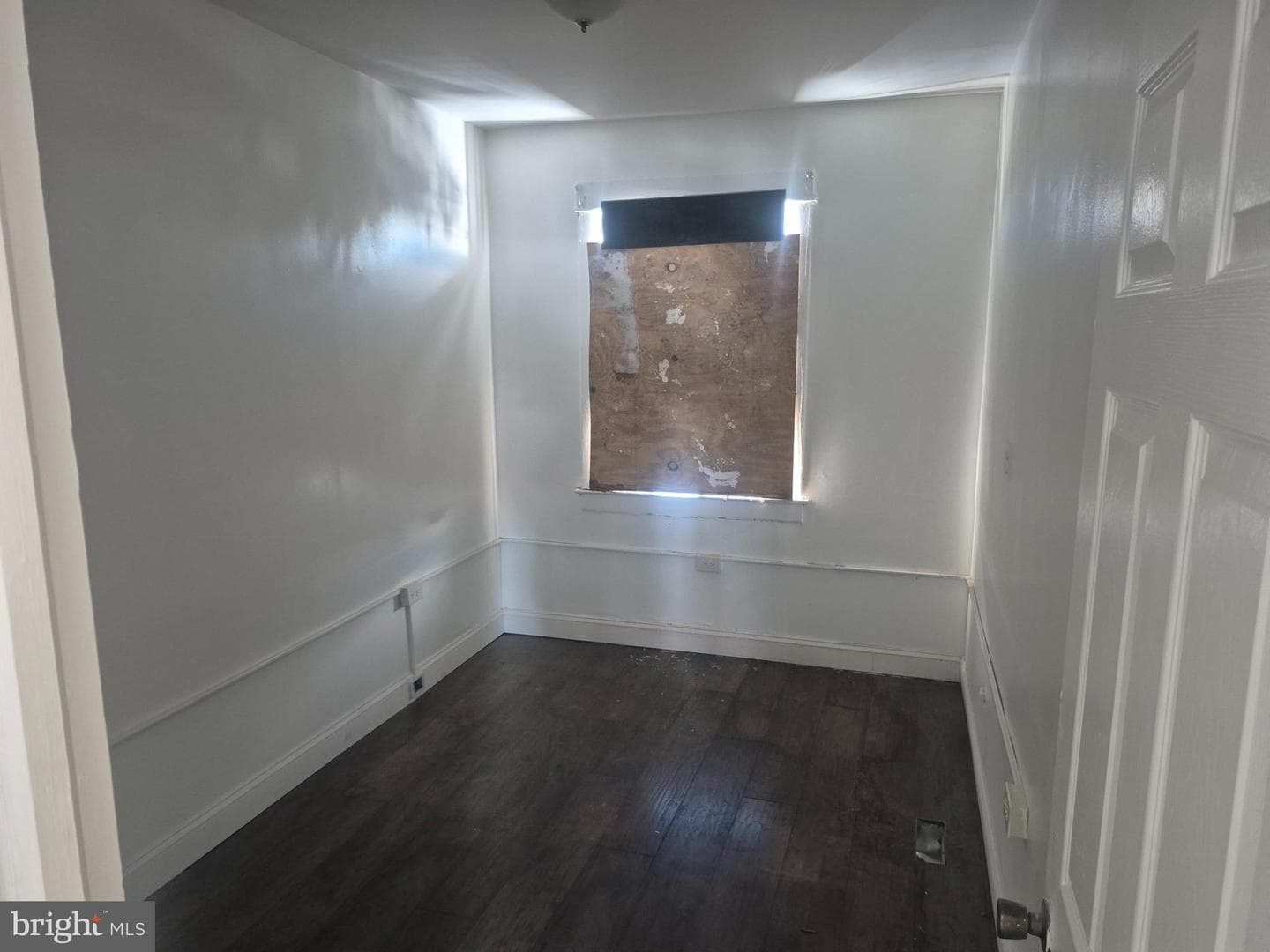 805 N Woodington Road photo 9
