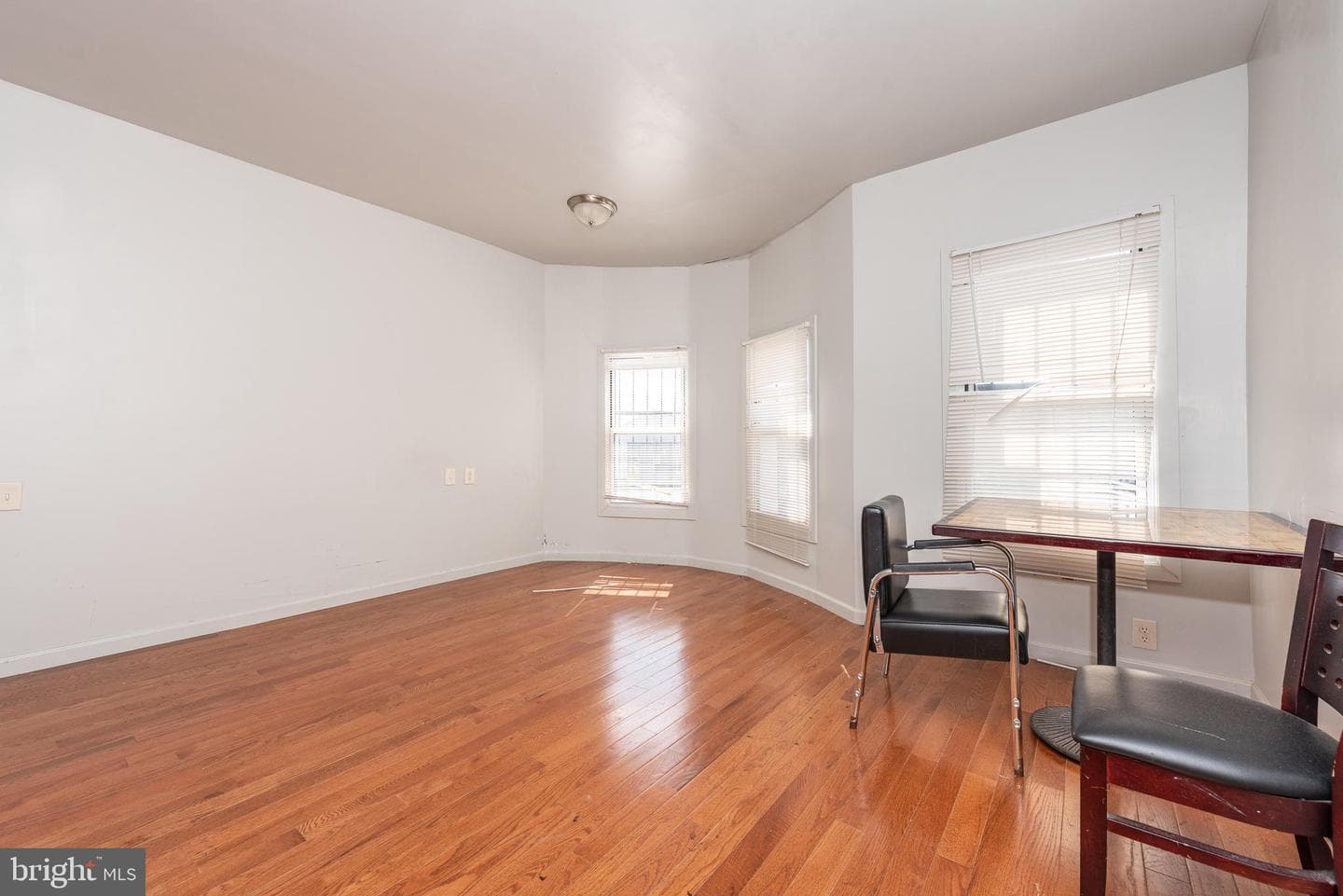 3126 W North Avenue photo 16