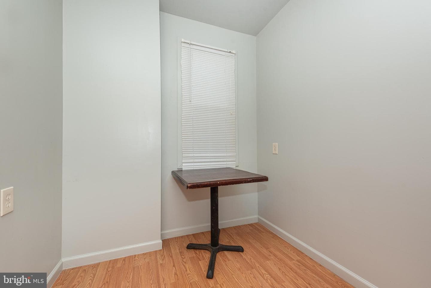 3126 W North Avenue photo 22