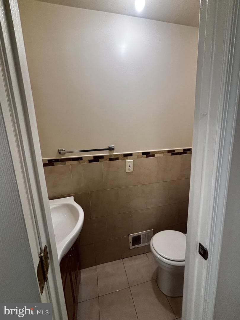 422 S Smallwood Street photo 6