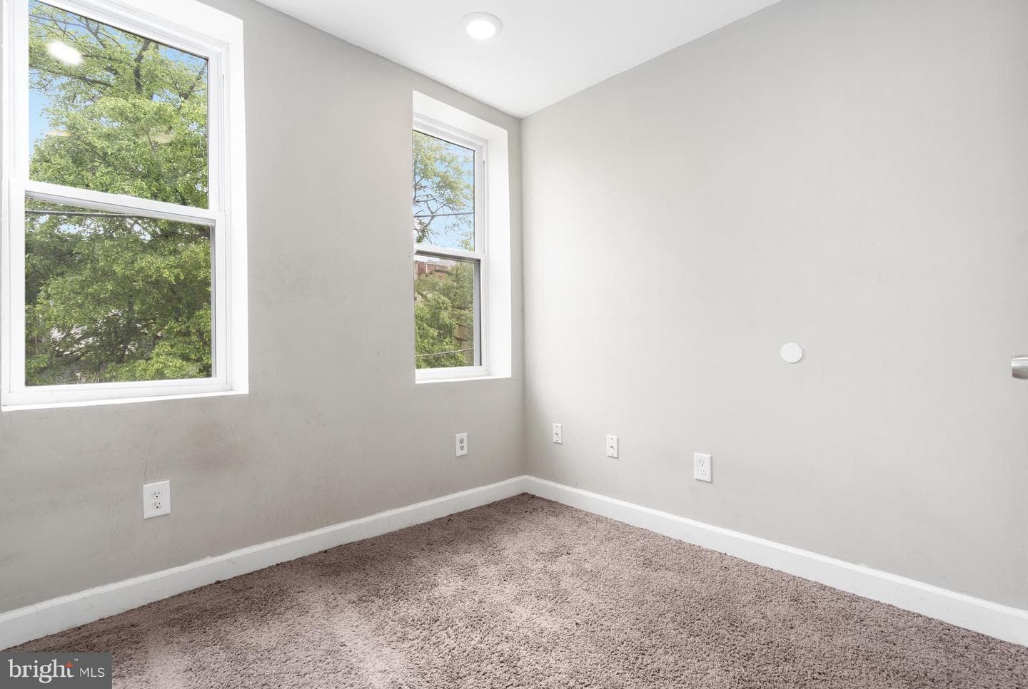 805 Mckean Avenue photo 24