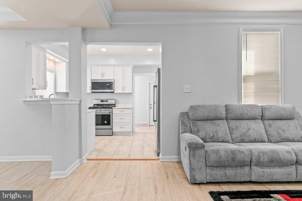 4919 Harford Rd photo 12