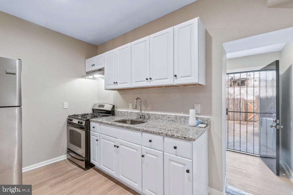 2108 Ashton Street photo 13