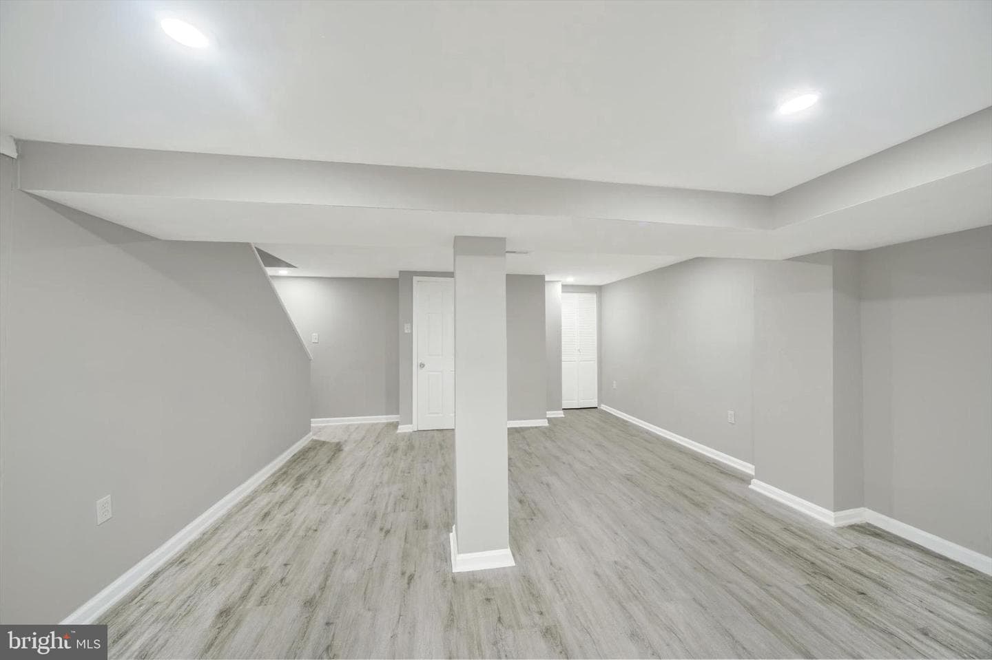 5404 Crismer Avenue photo 35