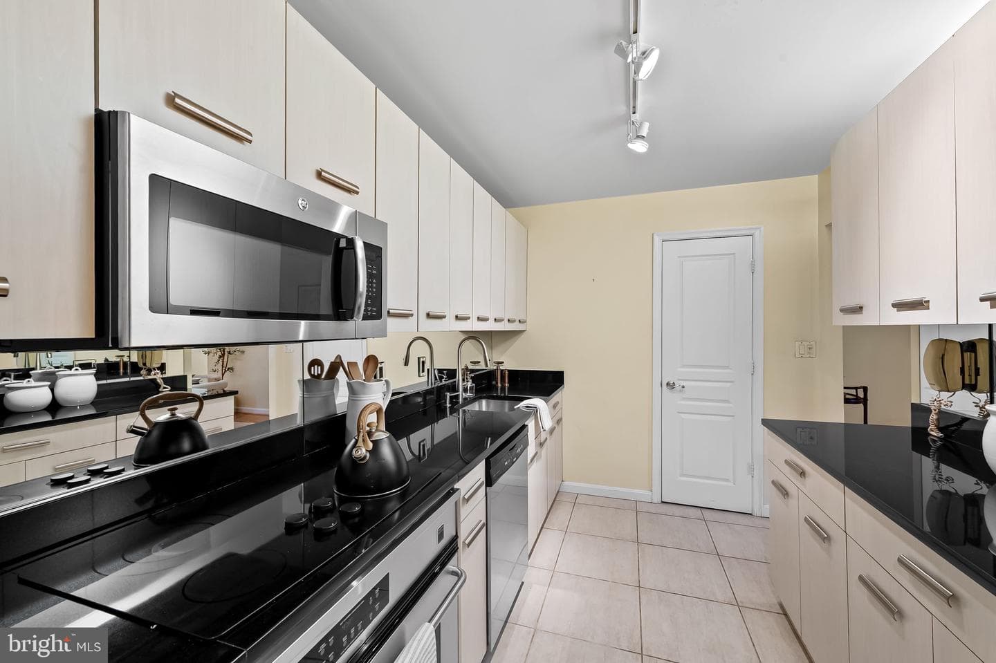 111 Hamlet Hill Road #406 photo 10