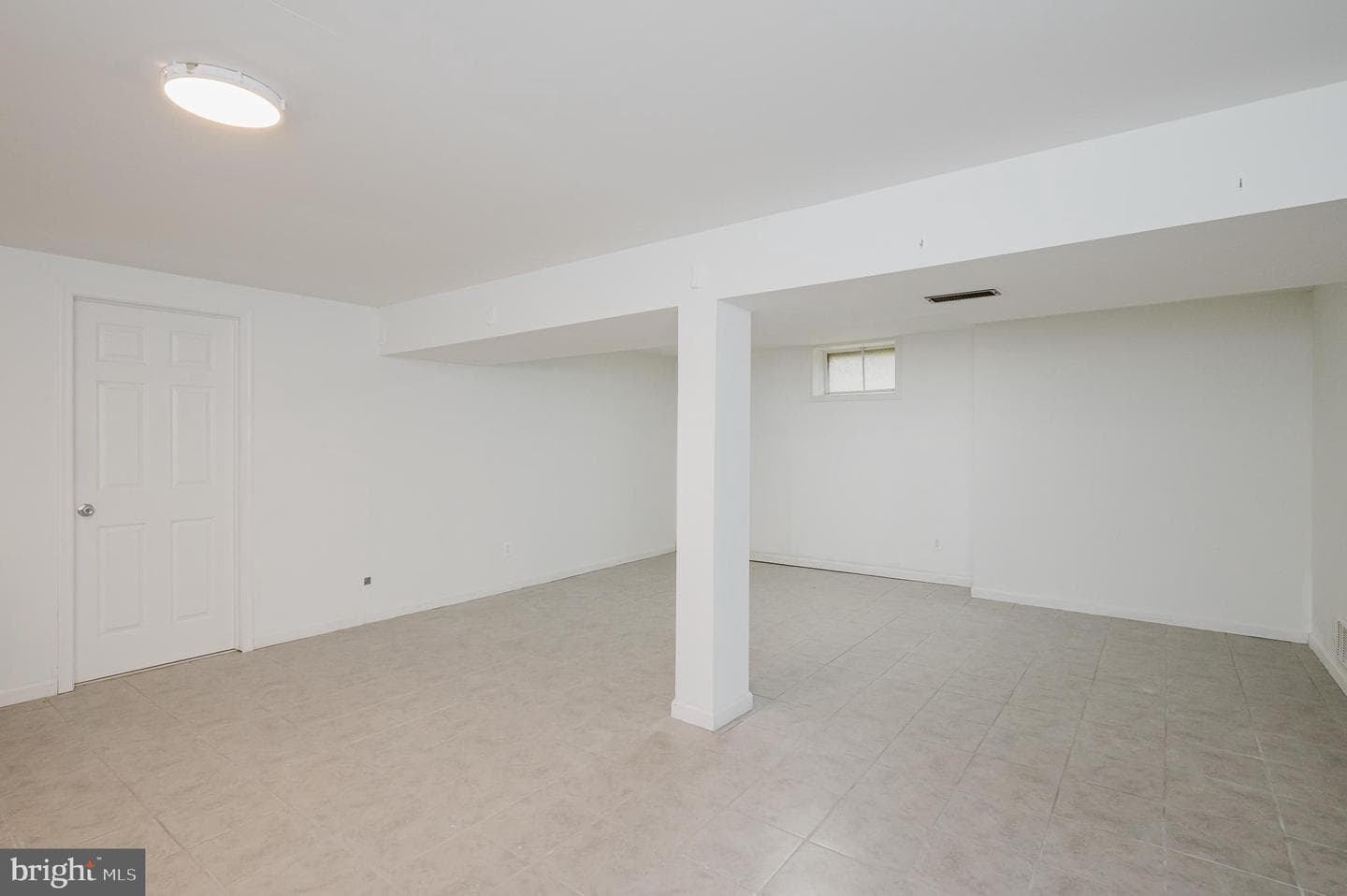 5709 Anthony Avenue photo 37