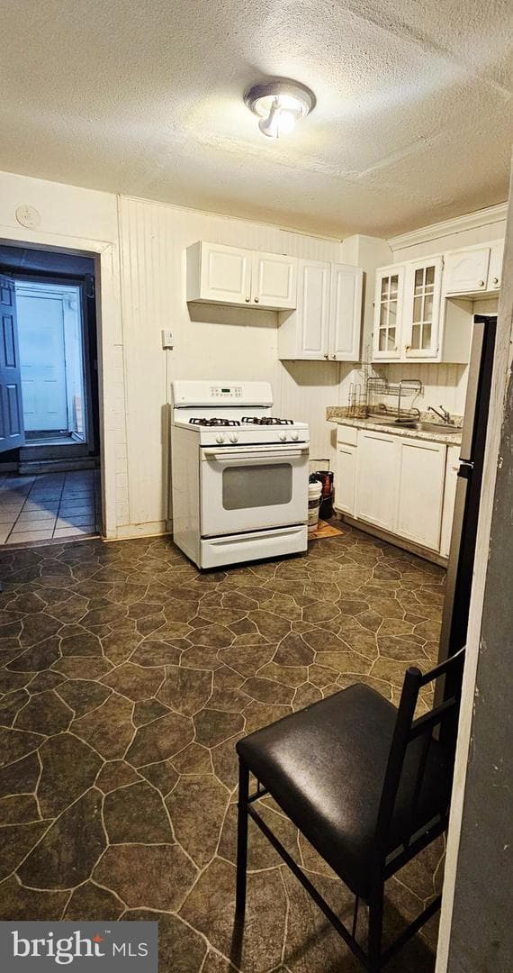 208 S Norris photo 3