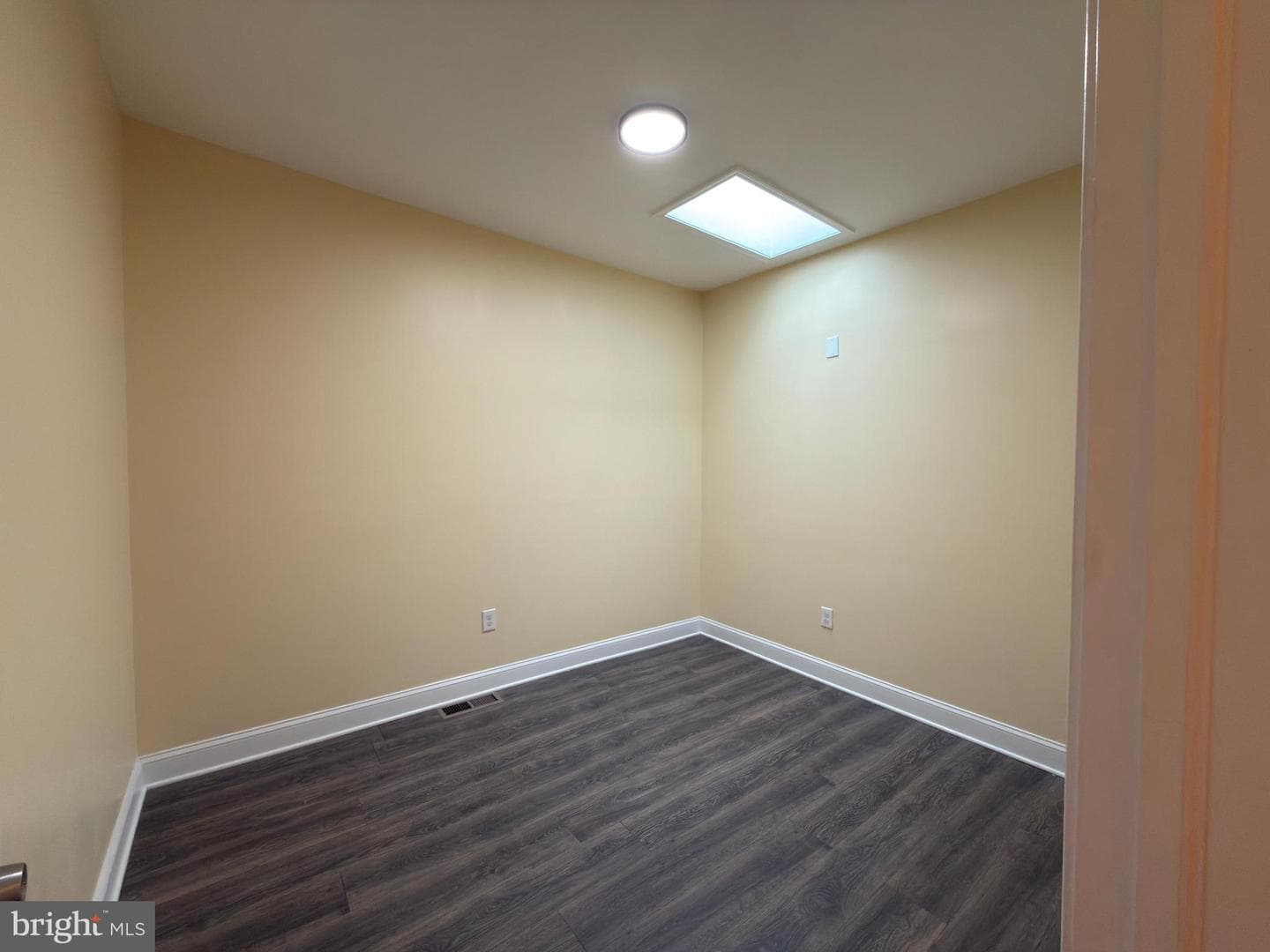 2038 Edmondson Avenue photo 18