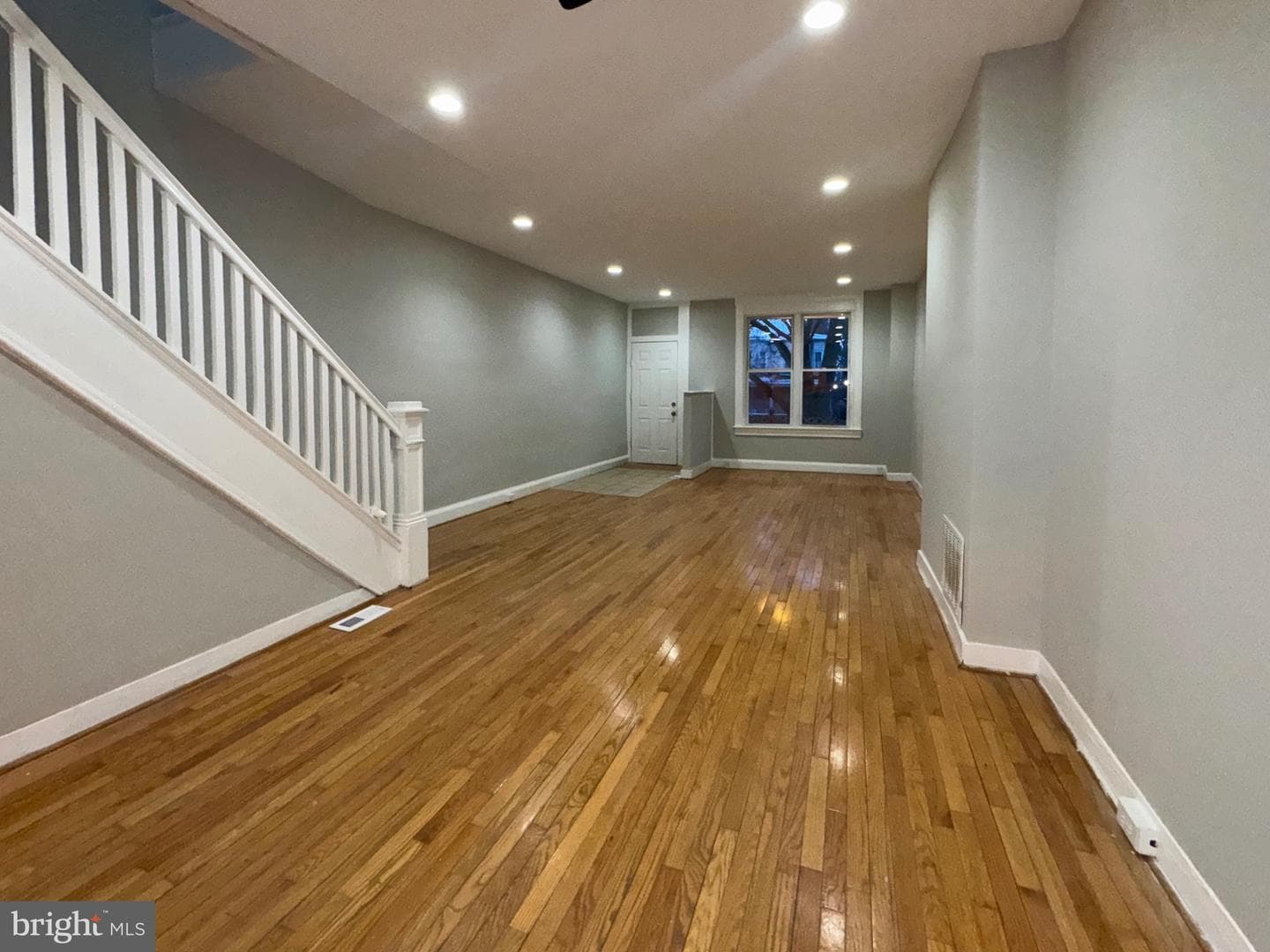 3003 Chelsea Ter photo 7