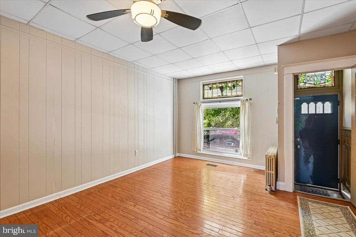 3720 Foster Avenue photo 8