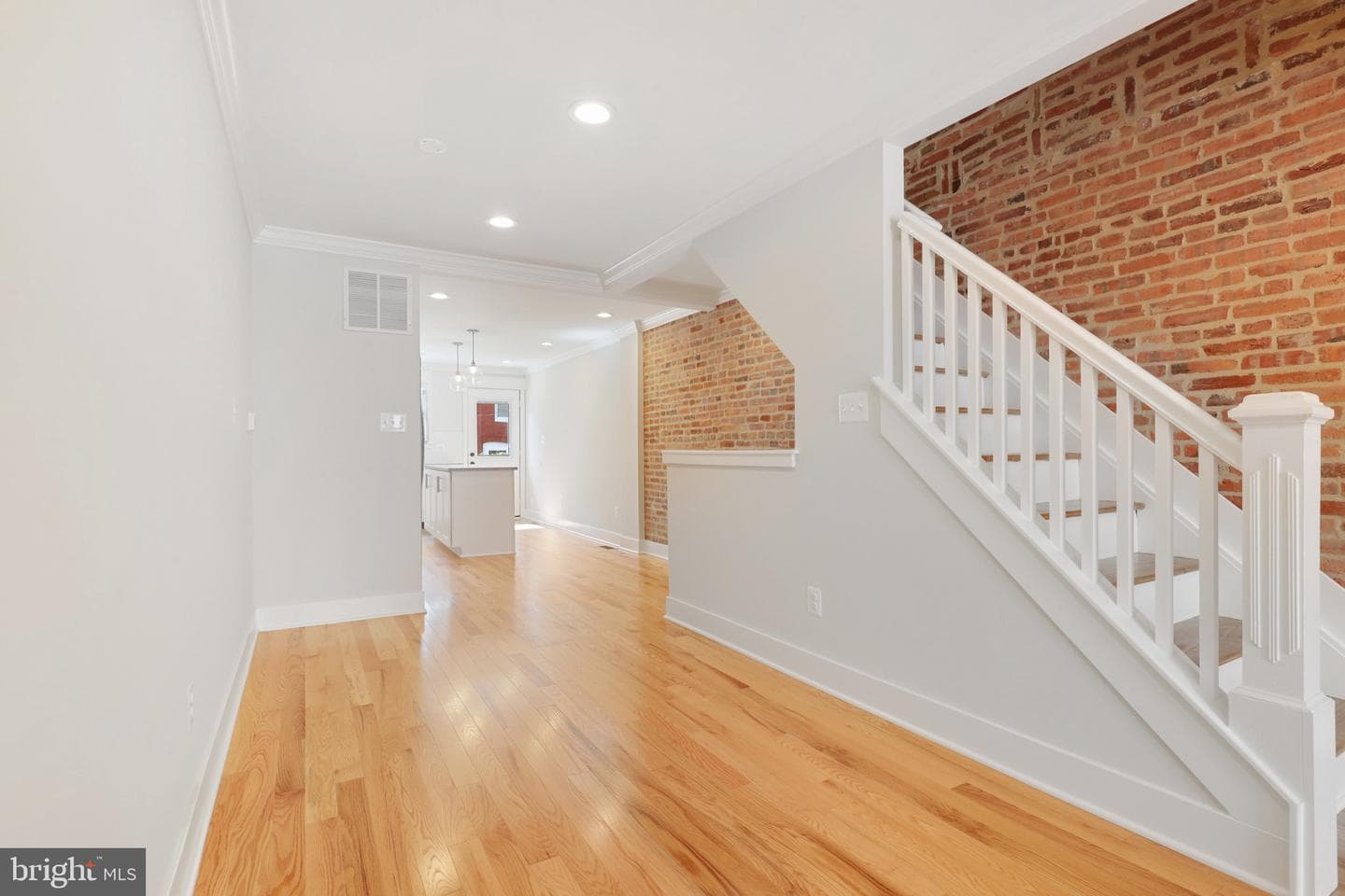 1327 Richardson Street photo 9