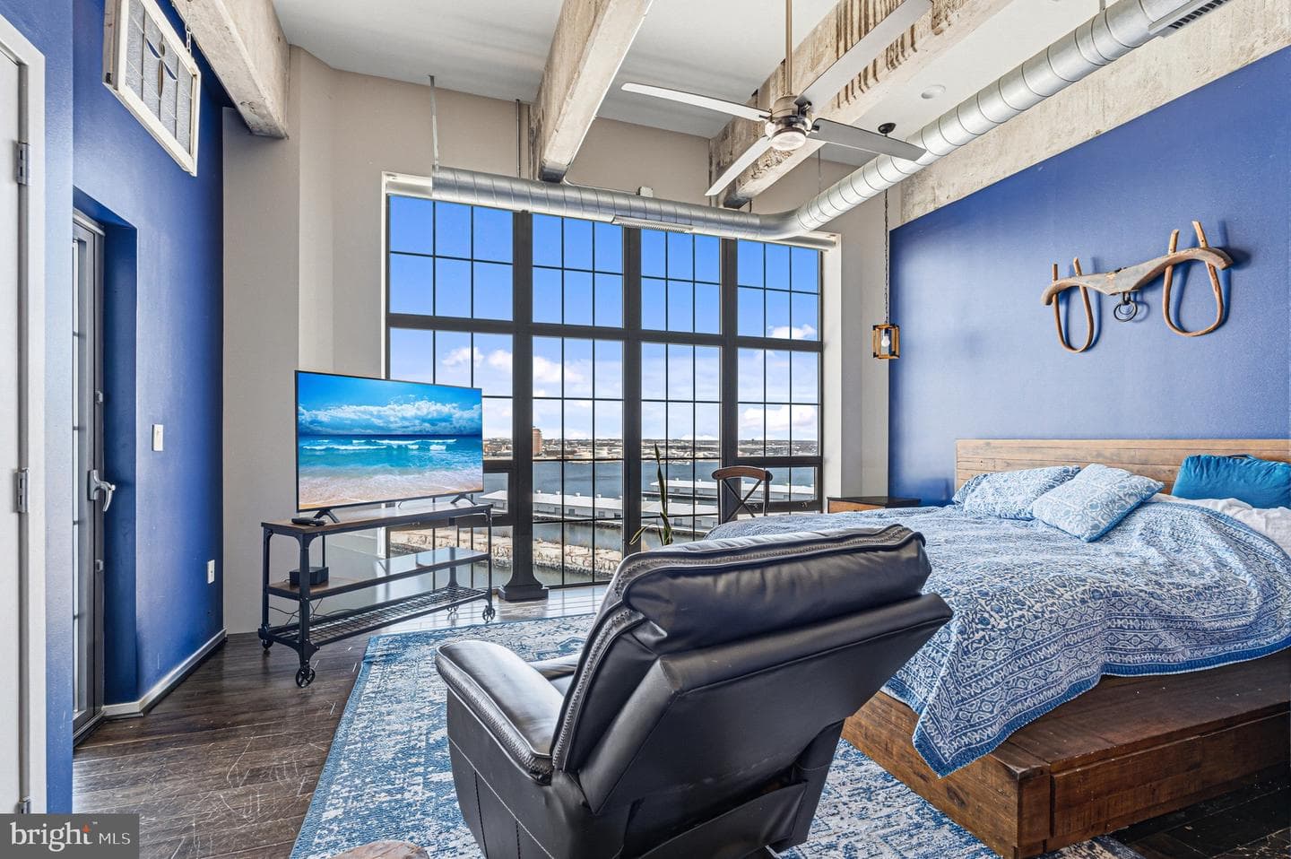 1200 Steuart Street #1711 photo 16
