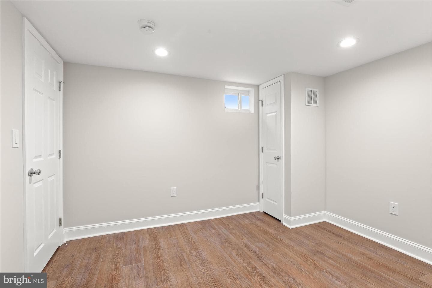 1241 E Belvedere Avenue photo 31