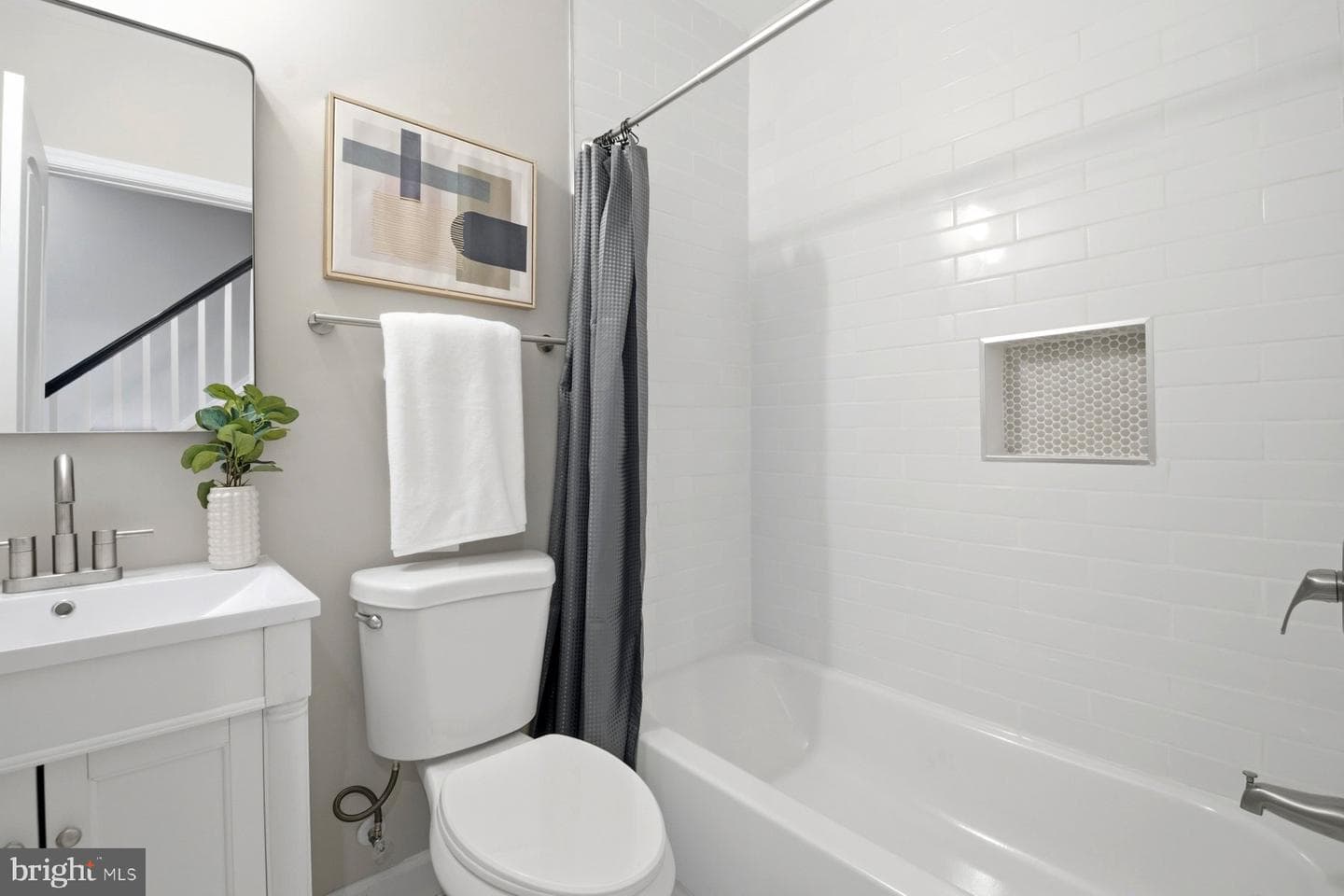 1028 N Fulton Avenue photo 19