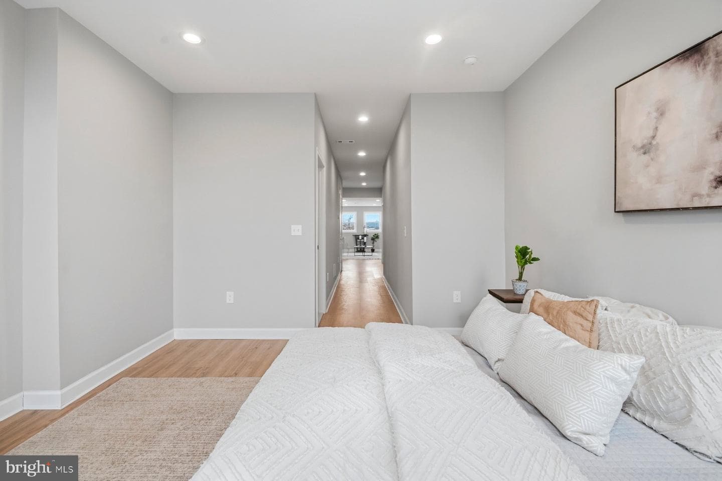 1028 N Fulton Avenue photo 31
