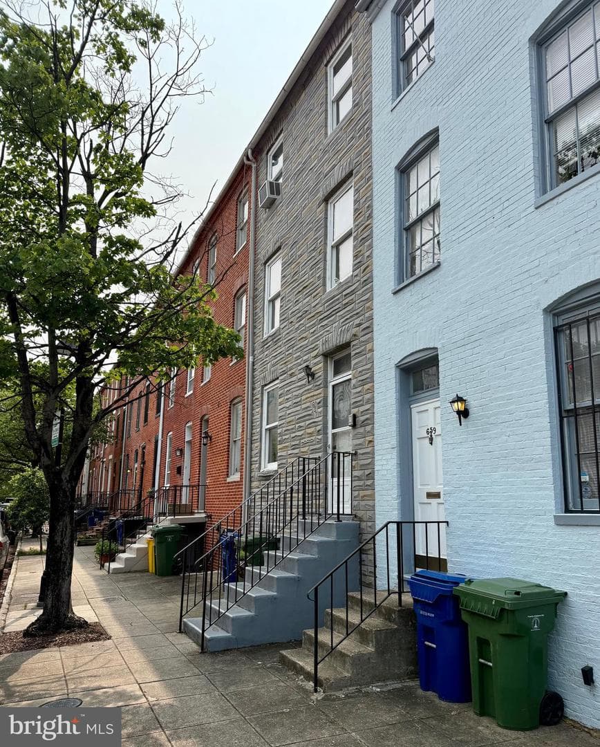 659 Portland Street photo 36