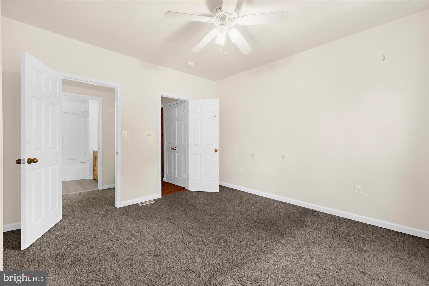 1407 Mchenry Street photo 26