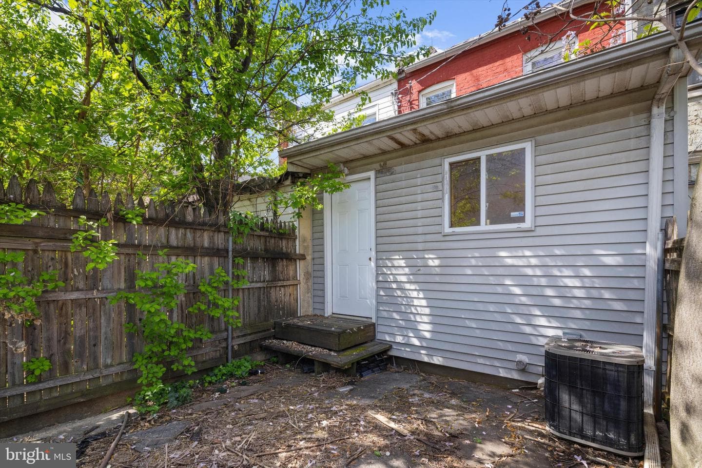 1407 Mchenry Street photo 32