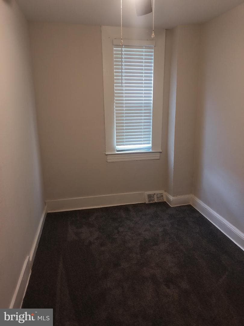 2609 Fayette Street W photo 9