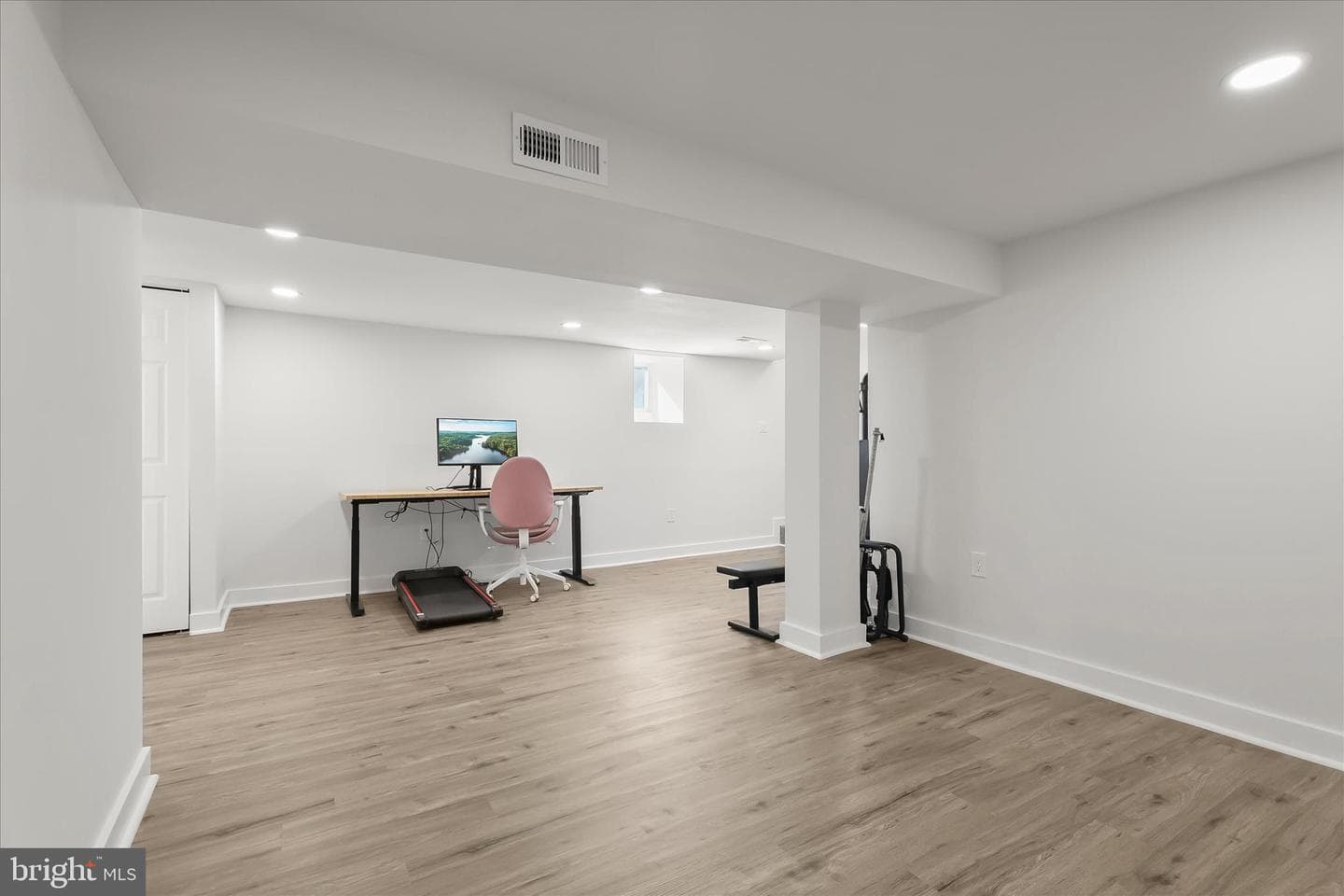 5822 Ethelbert Avenue photo 26