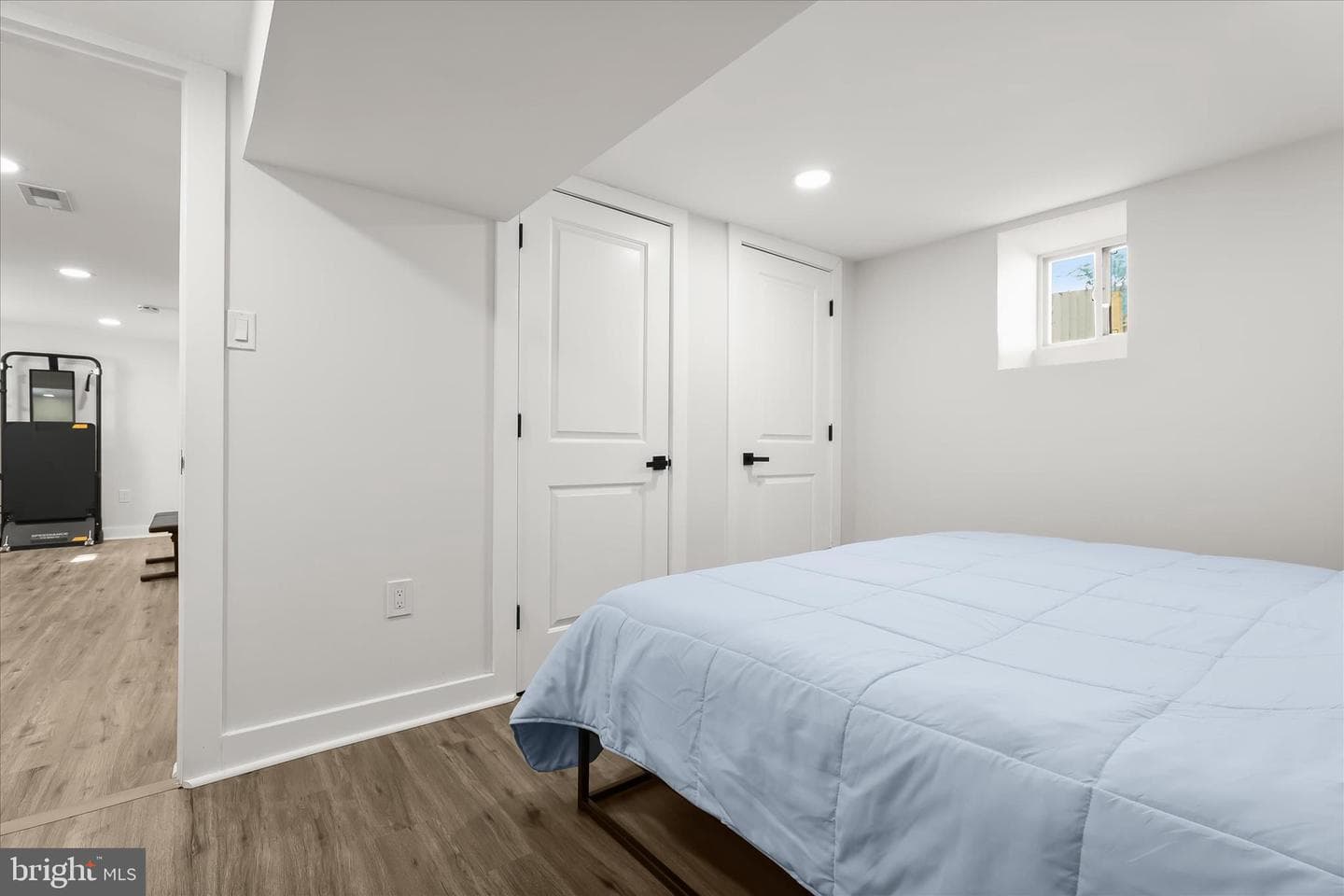 5822 Ethelbert Avenue photo 29
