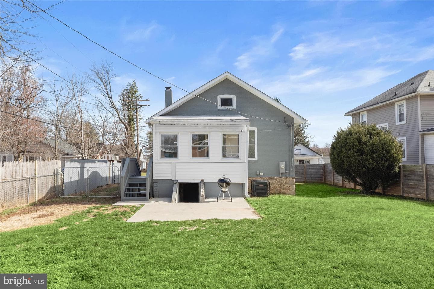5822 Ethelbert Avenue photo 31
