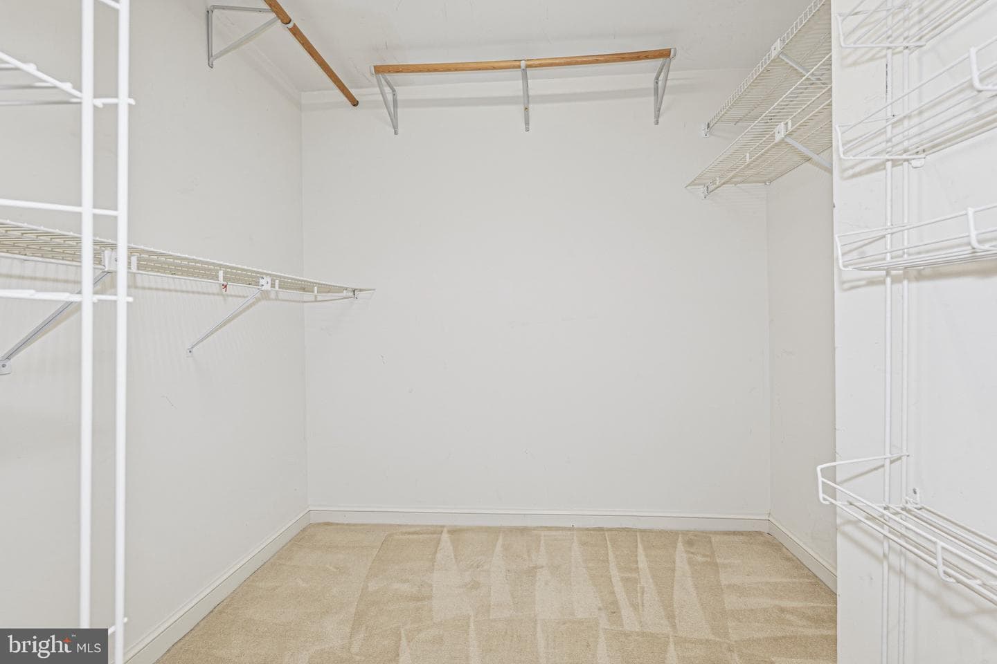 10 E Lee Street #1801 photo 19