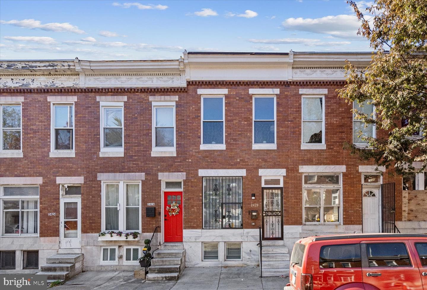 2428 Mcculloh Street photo 4