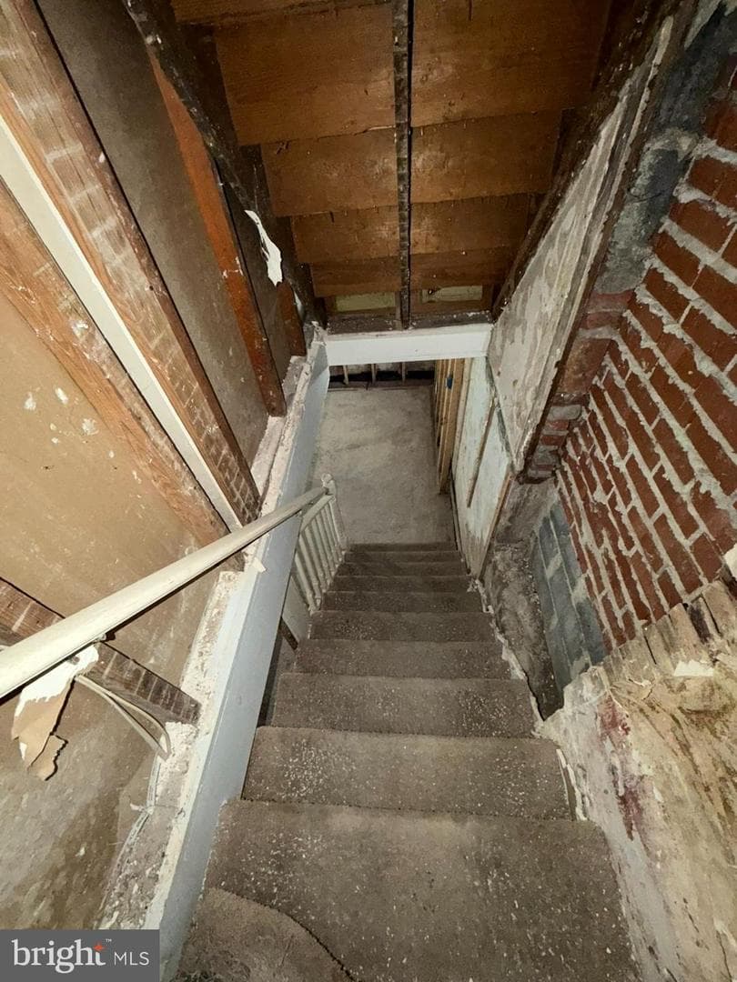 3830 Brooklyn Avenue photo 32