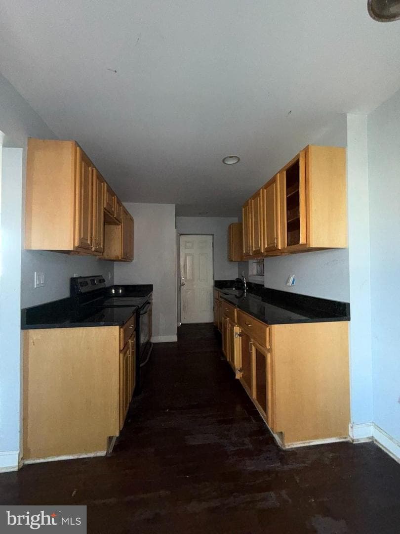 3830 Brooklyn Avenue photo 8