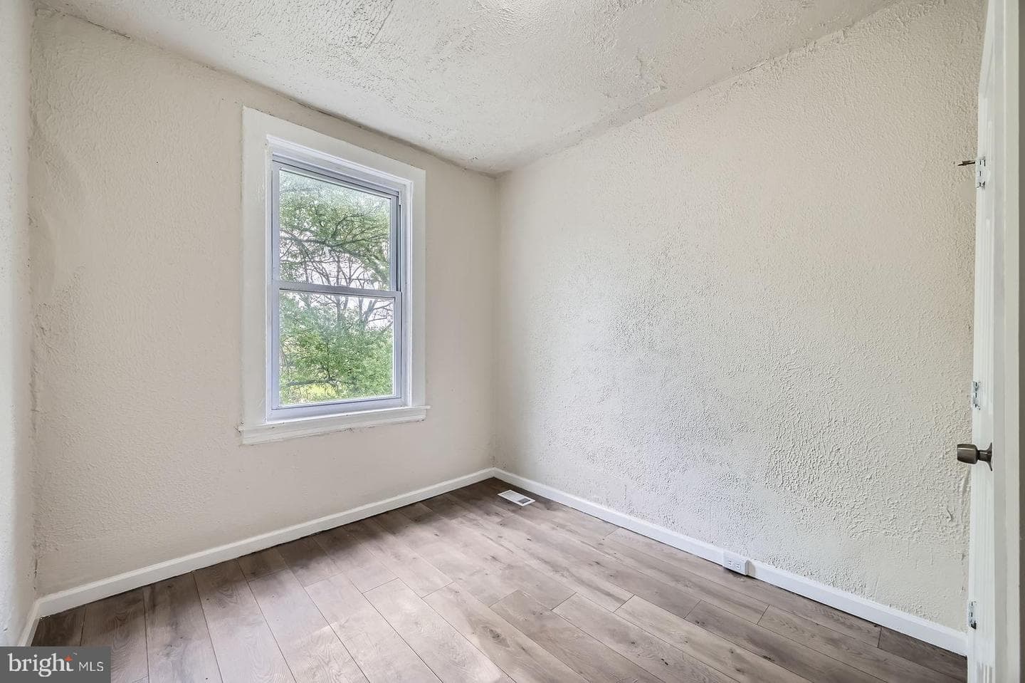 118 N Hilton Street photo 21