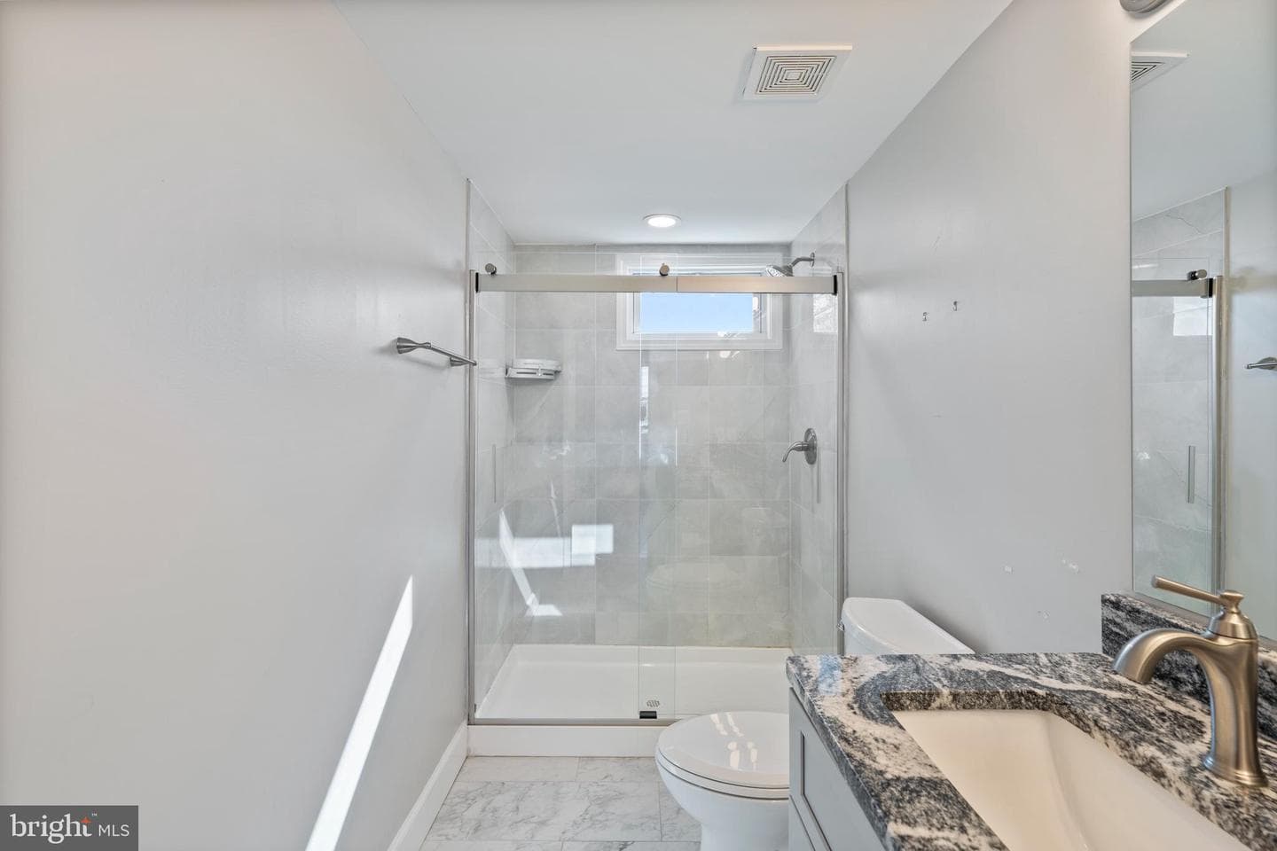 3819 Roland Avenue photo 18