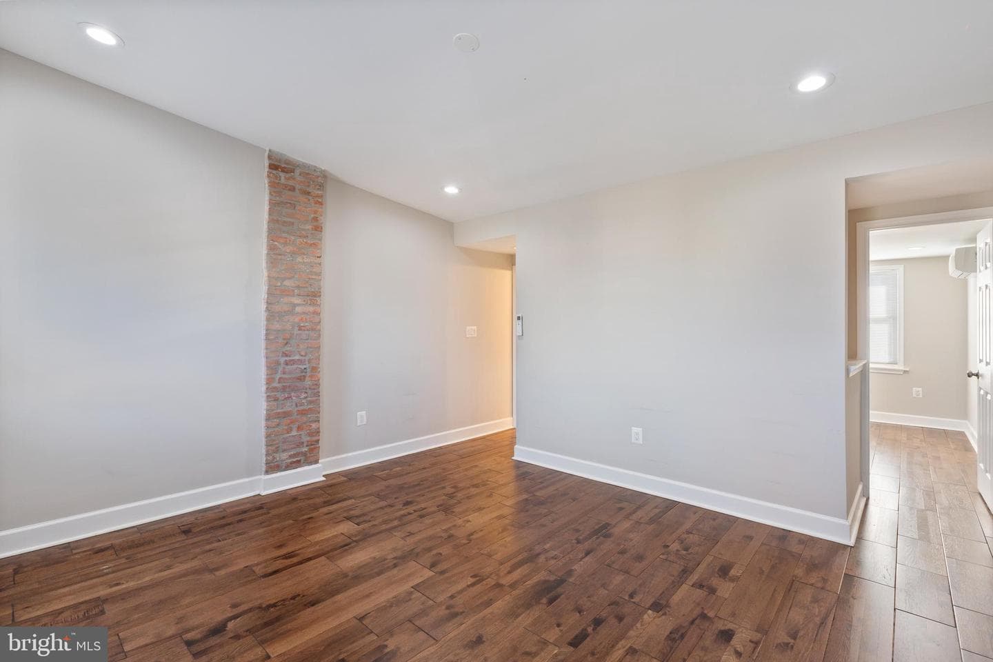 3819 Roland Avenue photo 22