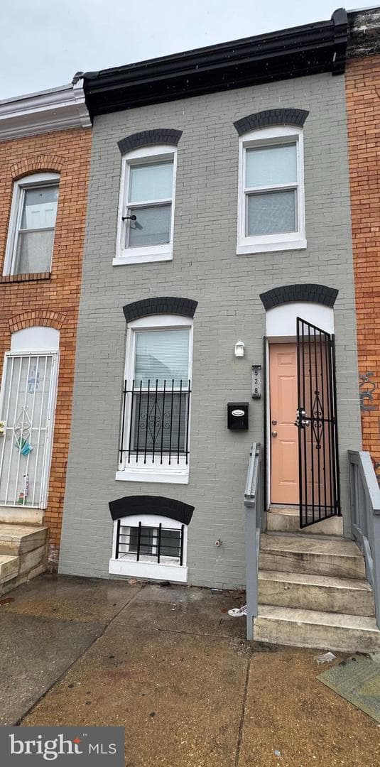 528 S Bentalou Street photo 2