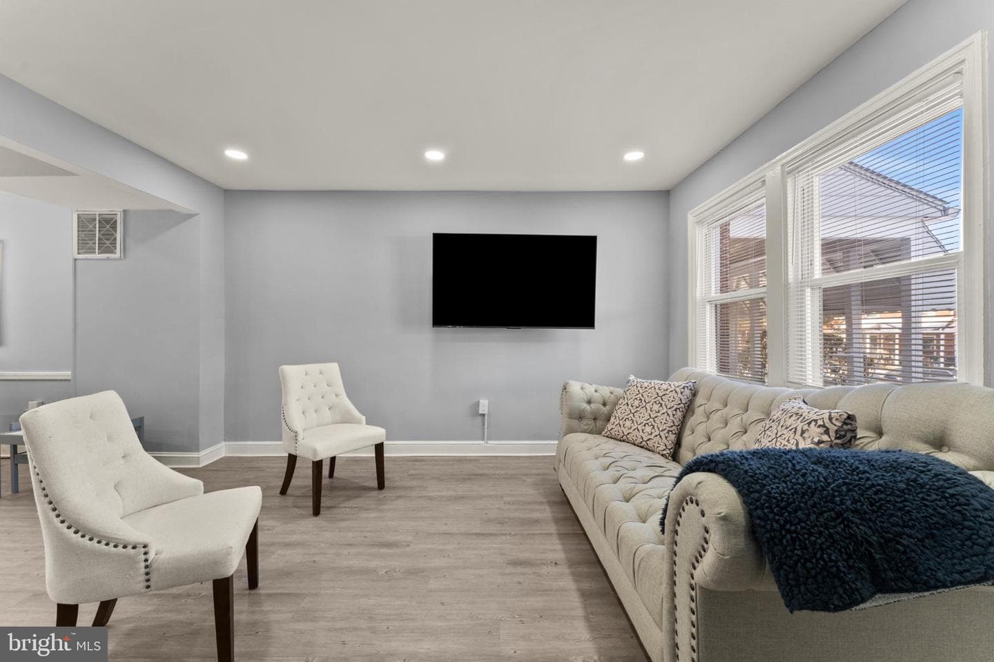 4527 Northwood photo 3