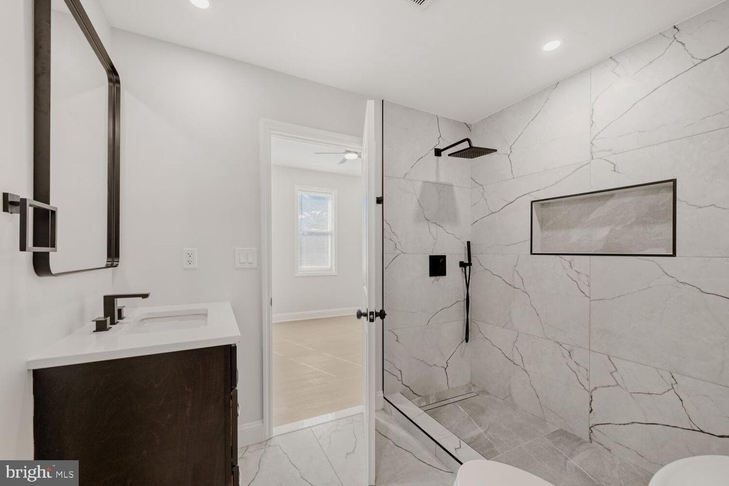 2328 E Baltimore Street photo 30