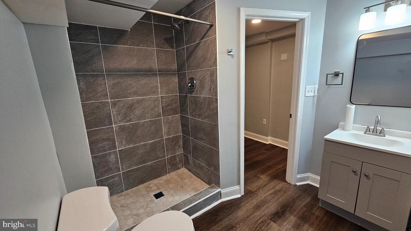 2805 Erdman photo 24