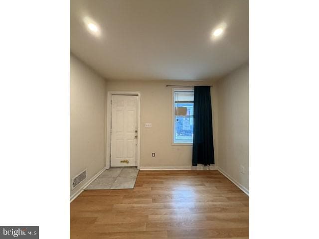 1609 Lemmon Street photo 3