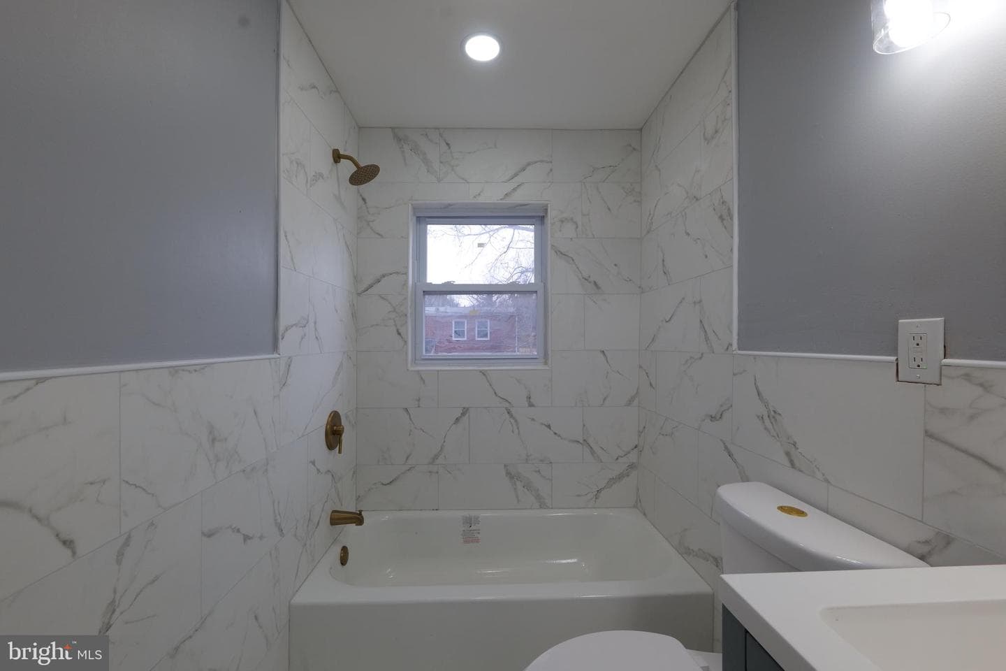 4905 Midwood Avenue photo 21