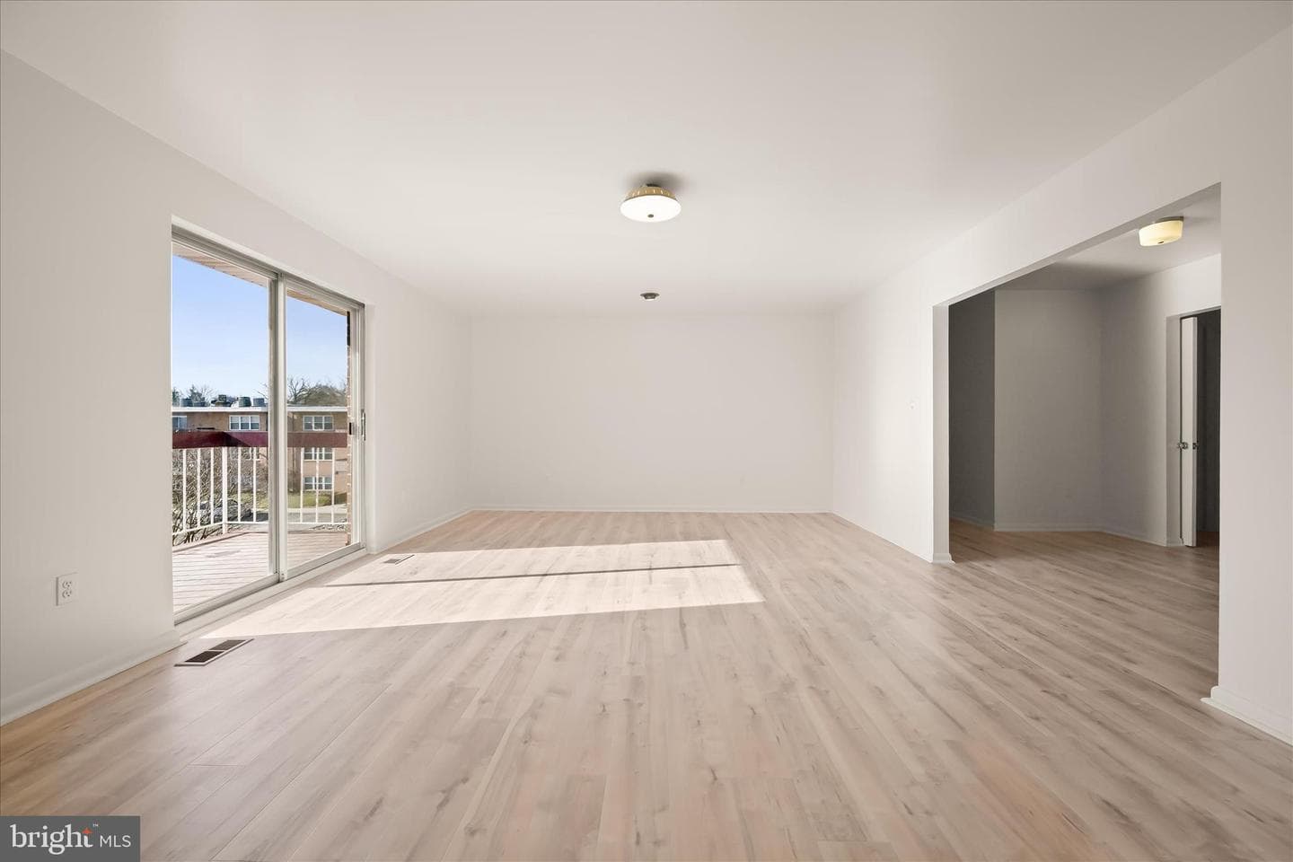3619 Glengyle Avenue #8c photo 13