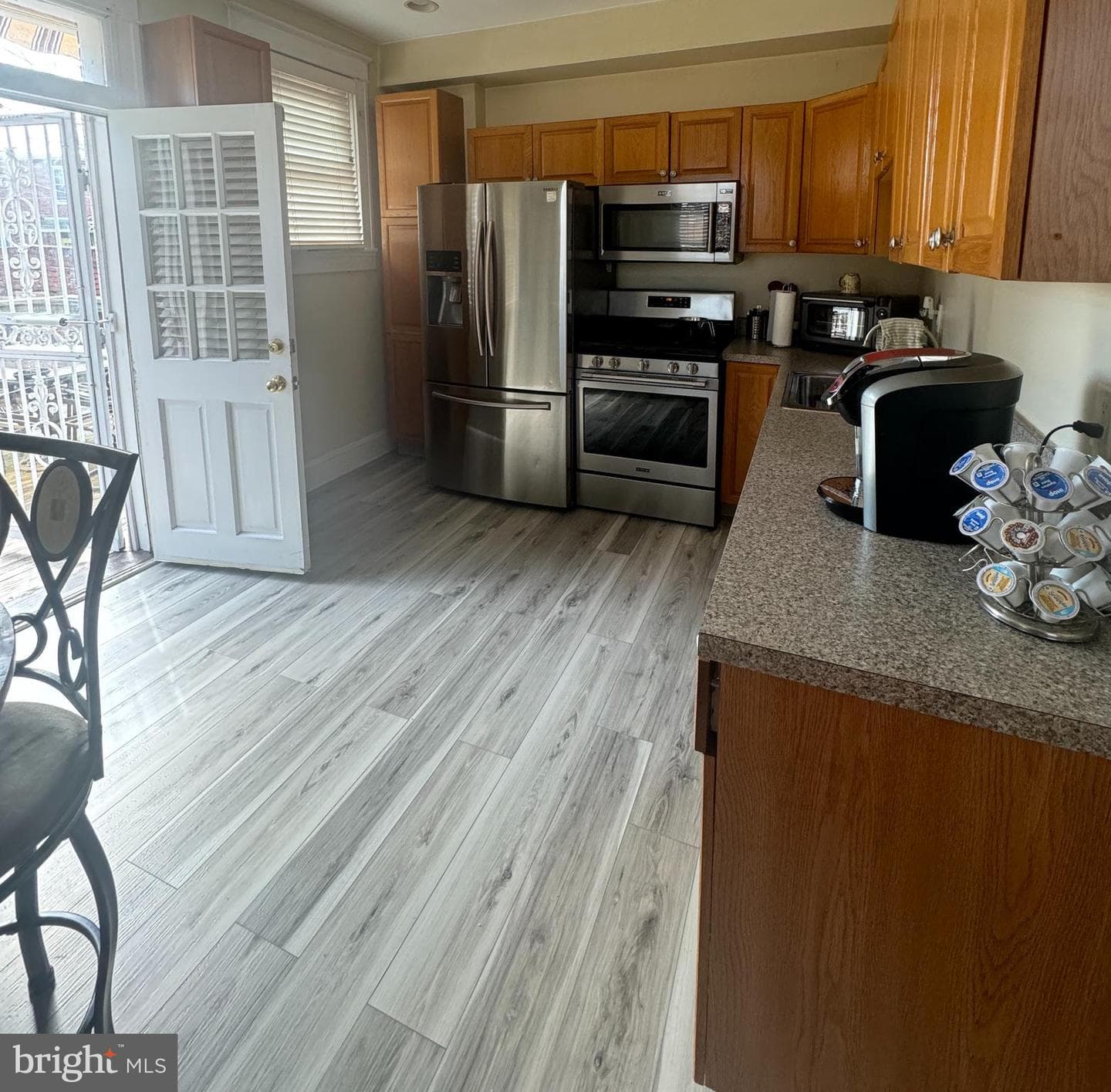 3123 Shannon Dr photo 5