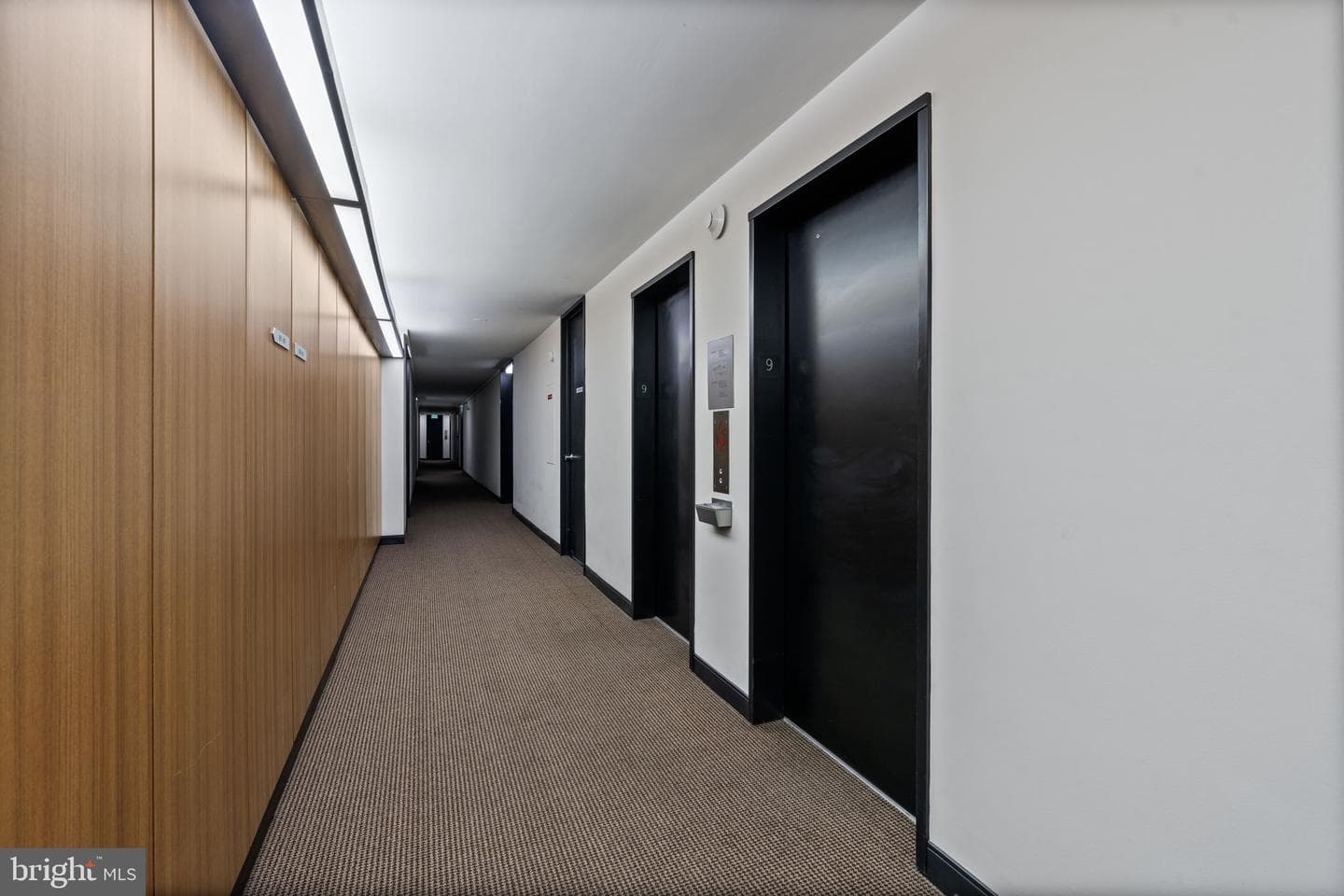 4000 N Charles Street #905 photo 13