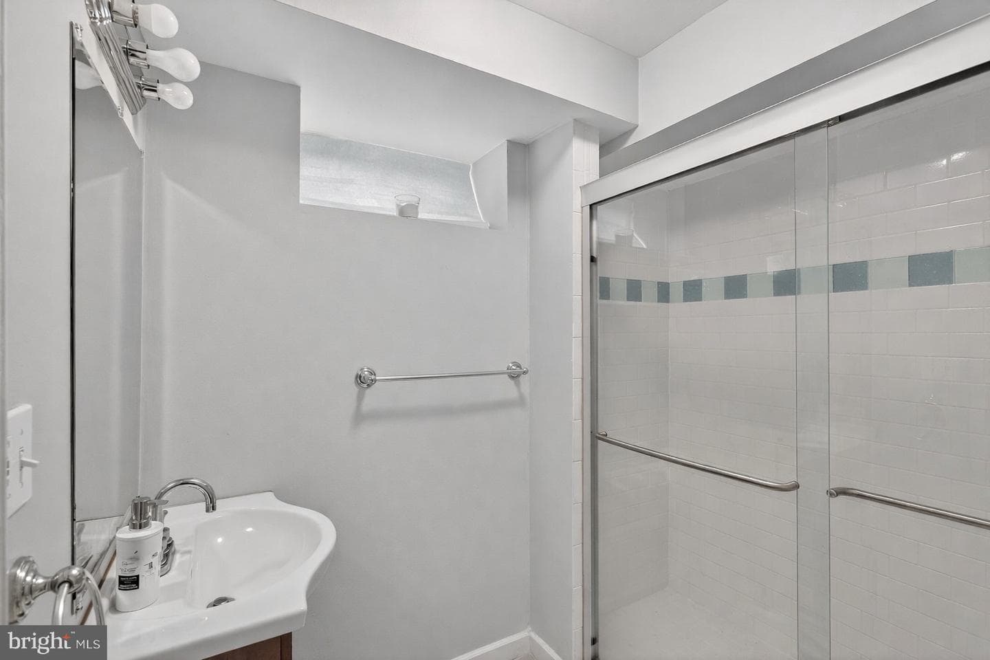 4804 Anntana Avenue photo 24