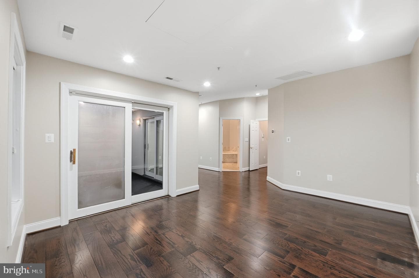 2327 Boston Street #4 photo 36