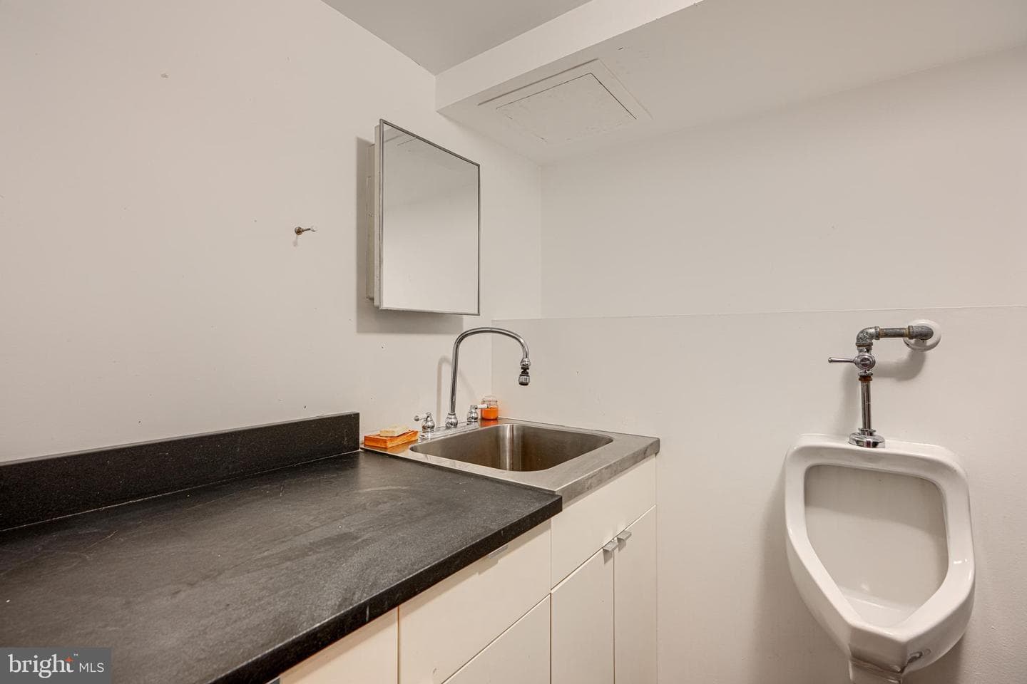 1418 Park photo 57