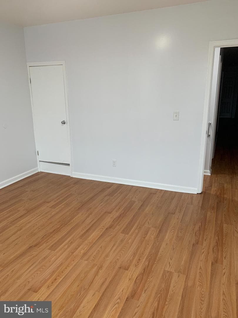 1625 N Milton Avenue photo 9