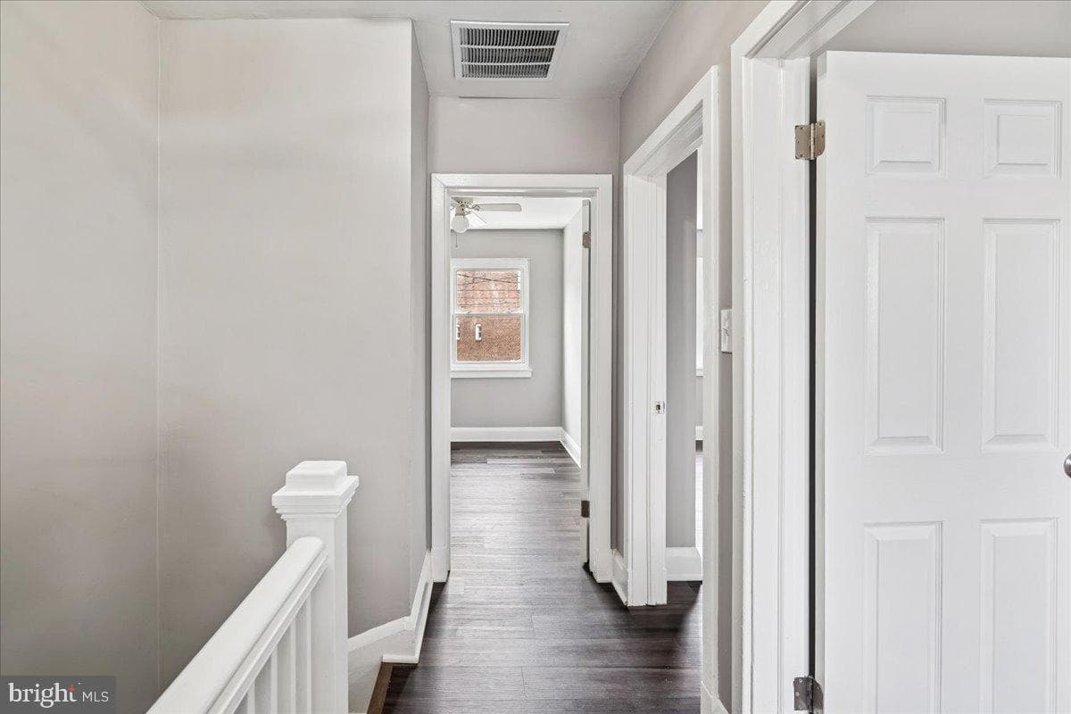 3944 Brooklyn Avenue photo 10