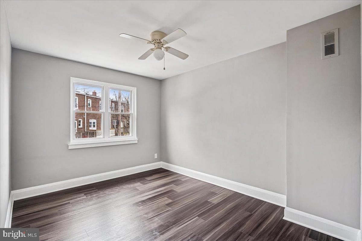 3944 Brooklyn Avenue photo 13